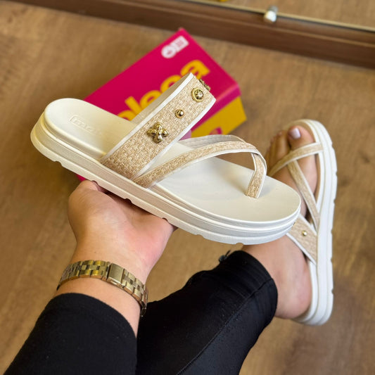 Sandalia Moleca Detalhes em Prata 5490.125